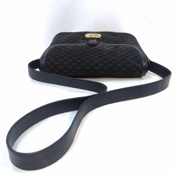 Gucci Navy Leather Bag with Gold Logo - Picture 4 of 10